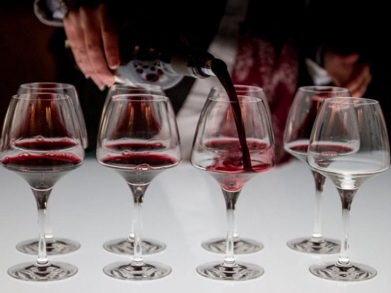 ワイン　テイスティング