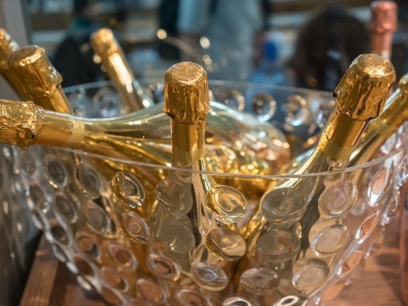 スパークリングワイン ボトル