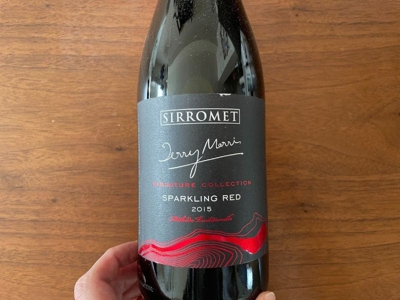 シグニチャー・スパークリング・レッド