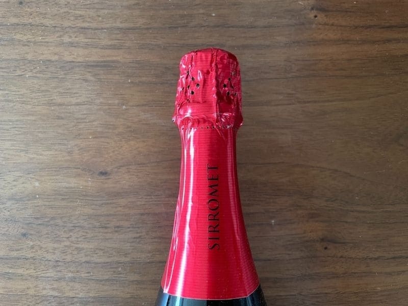 シグニチャー・スパークリング・レッド