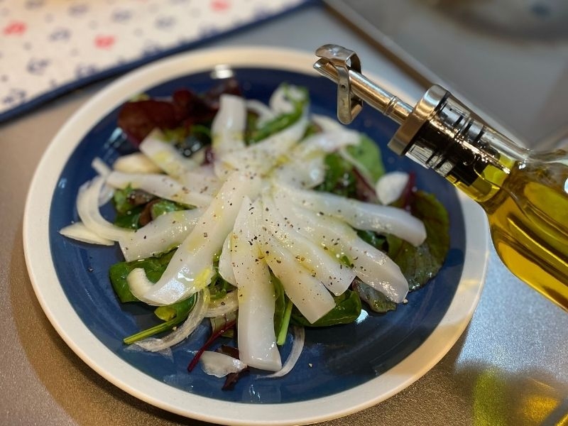 イカの柚子カルパッチョ