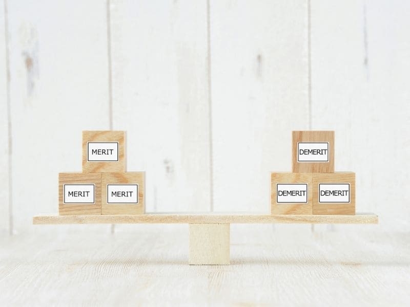 メリット　デメリット