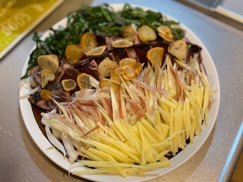 かつおのたたき