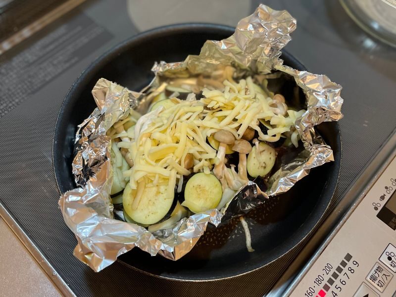 茄子とチーズのホイル焼き