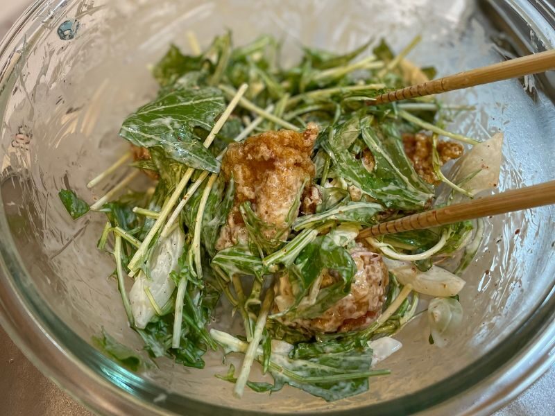 レモンでさっぱり唐揚げマヨ七味サラダ