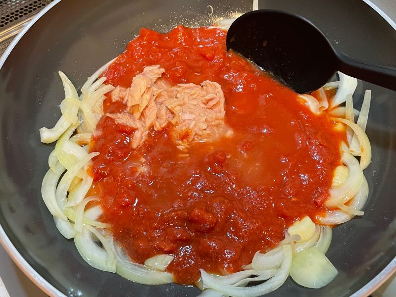 ツナのトマトクリームペンネ