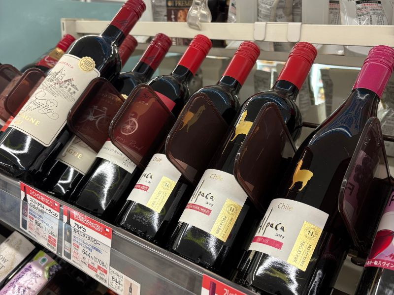 ファミリーマート　ワイン　陳列