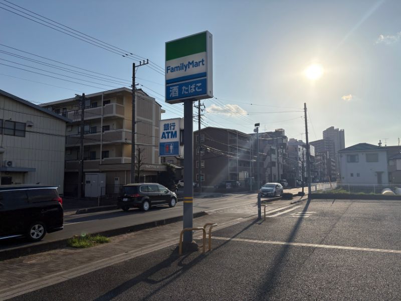 ファミリーマート　外観